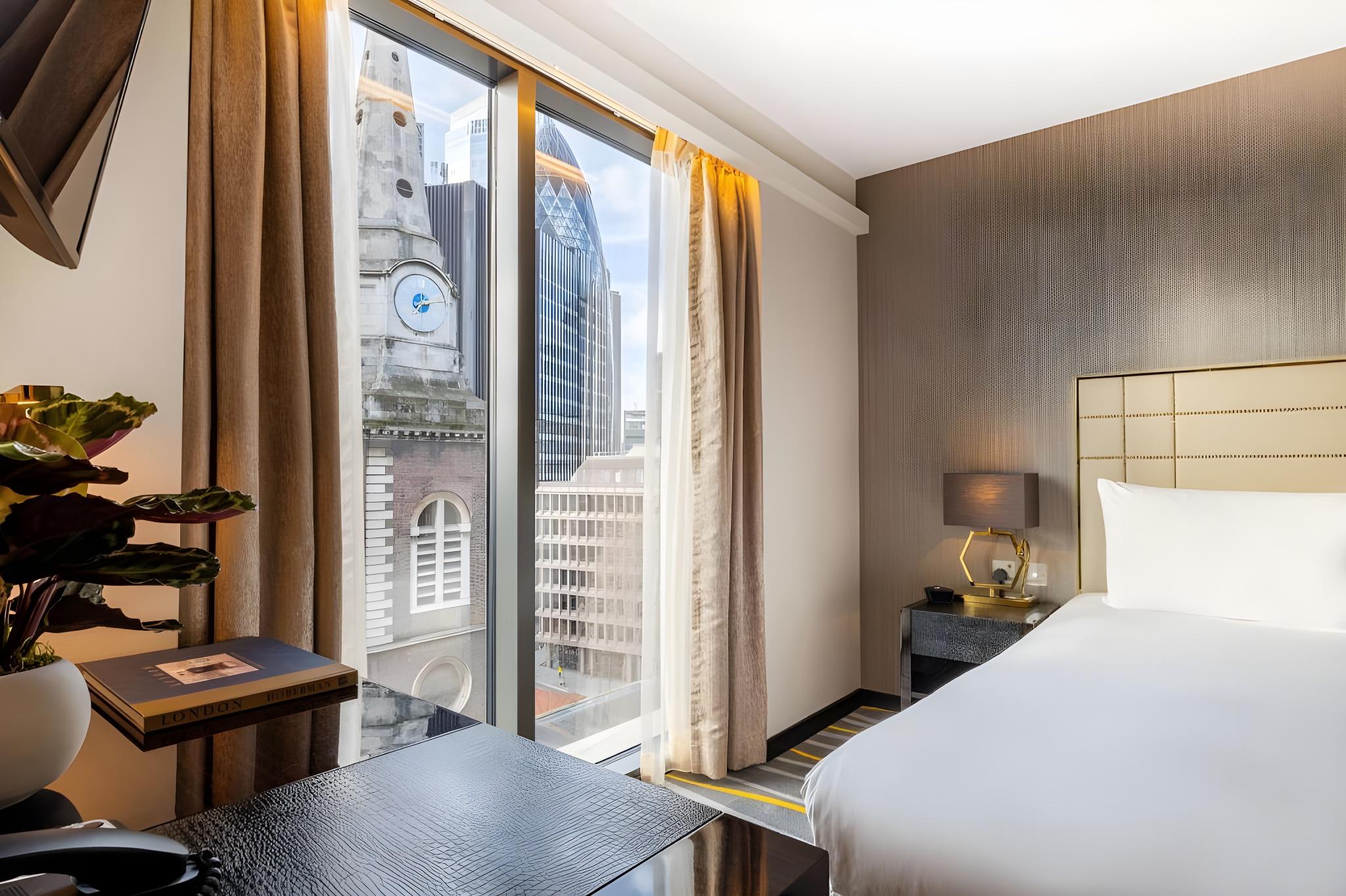 Botolph, Deluxe, King Bed, City View