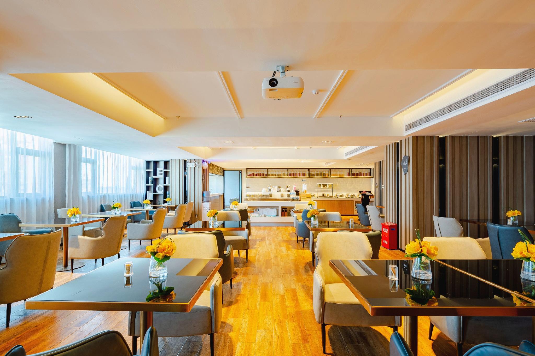 Echarm Hotel (Beihai International Passenger Transport Port Yintan) 30/42