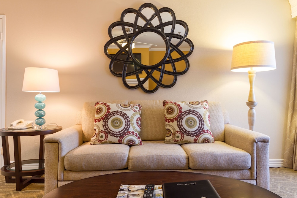 Coronado Beach Resort 47/77