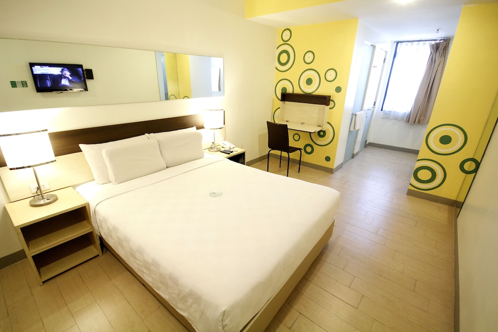 Go Hotels Otis Manila 12/49