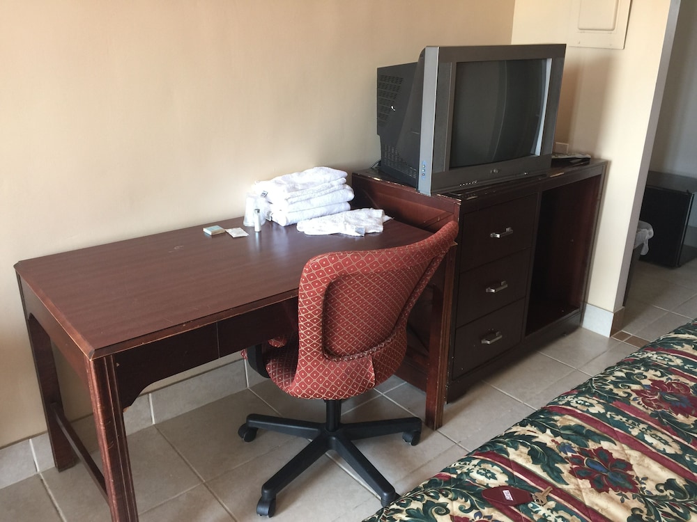 Cloud 9 Inn 18/29
