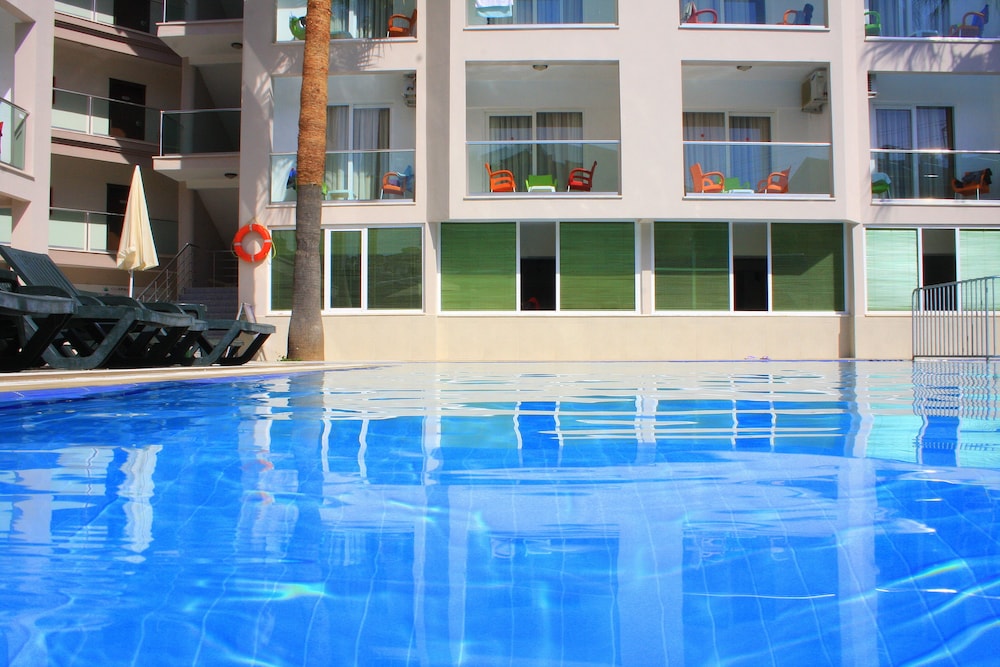 PALMEA HOTEL 12/46