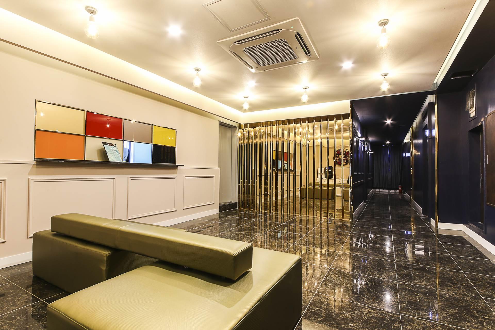 Carino Hotel 25/32