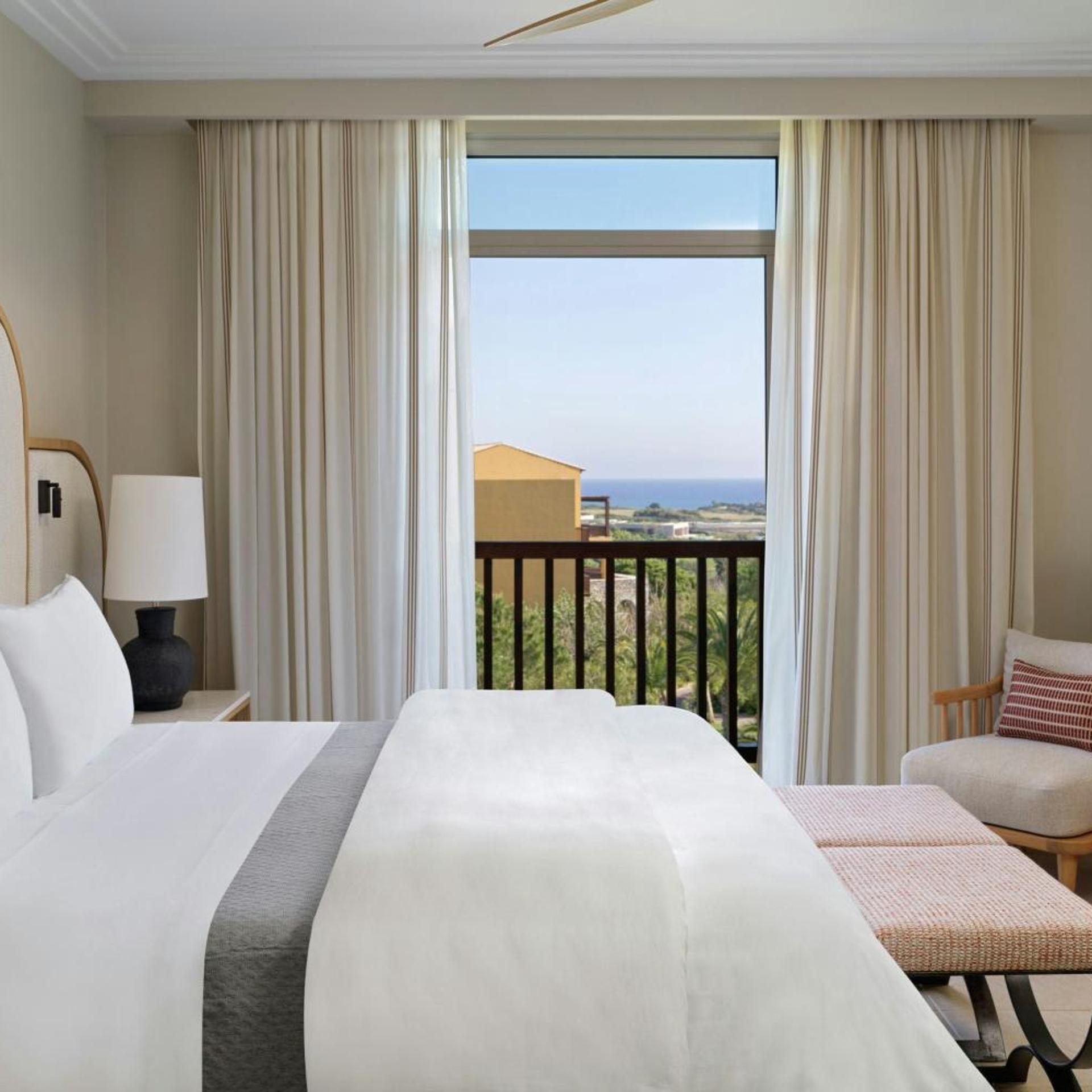 1 Bedroom, Family Suite, Suite, King Bed, Garden View, Sofa, The Westin Resort, Costa Navarino 3/10