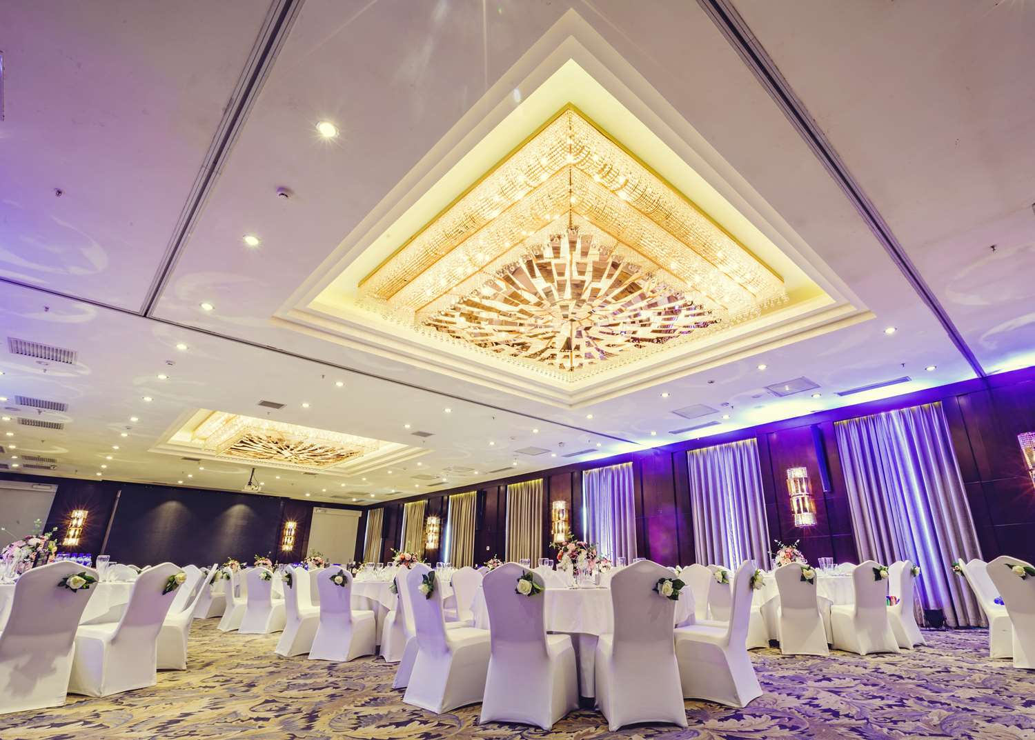 Best Western Premier Tuushin Hotel 57/61