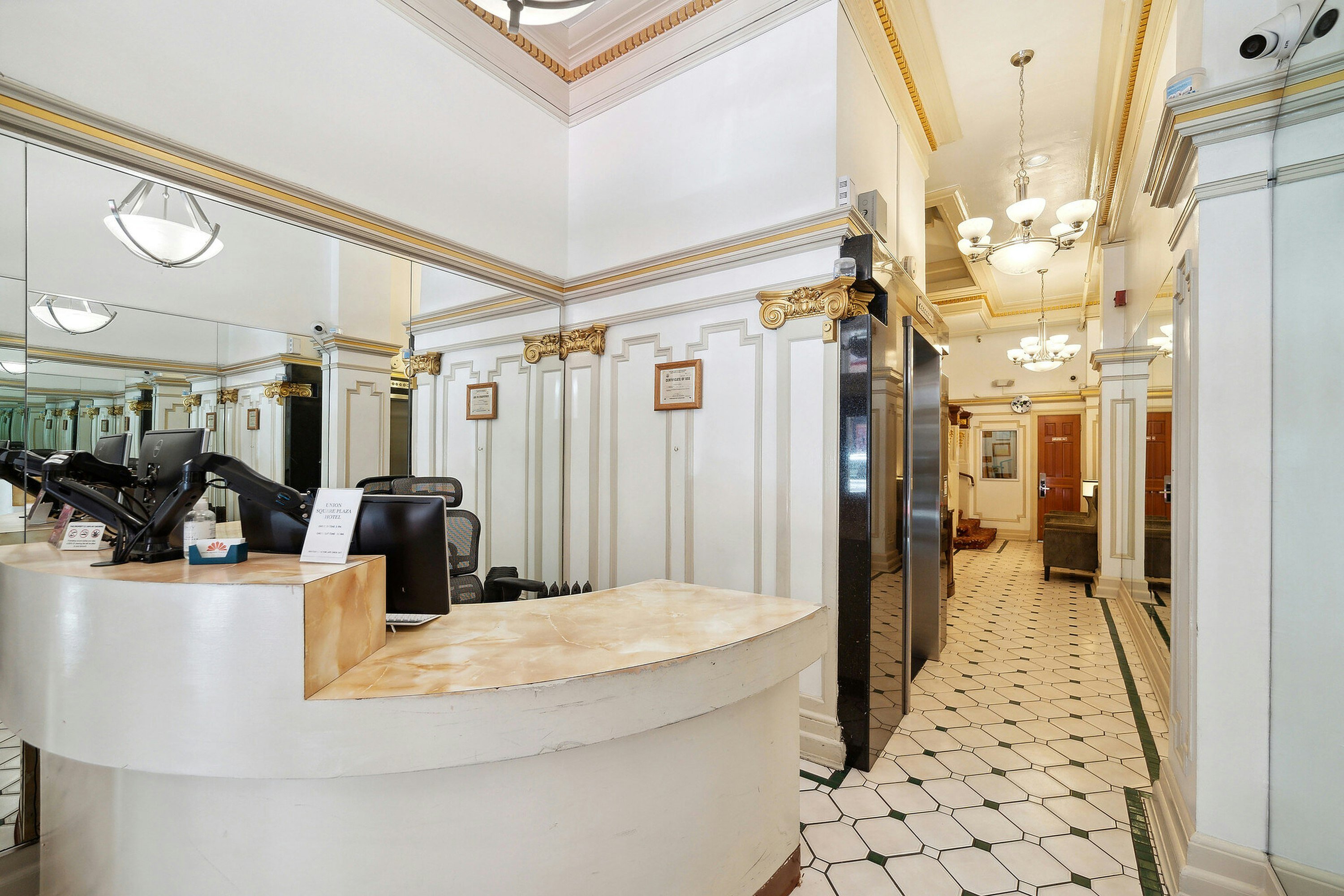 Union Square Plaza Hotel 22/77