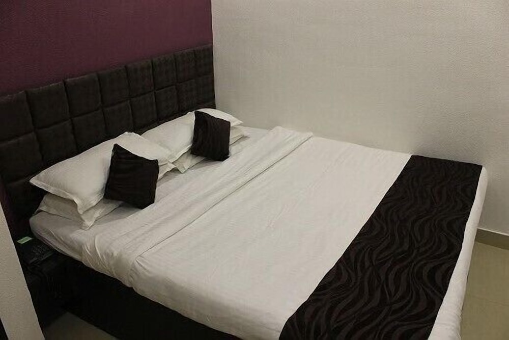 Fortune Hotel 23/39