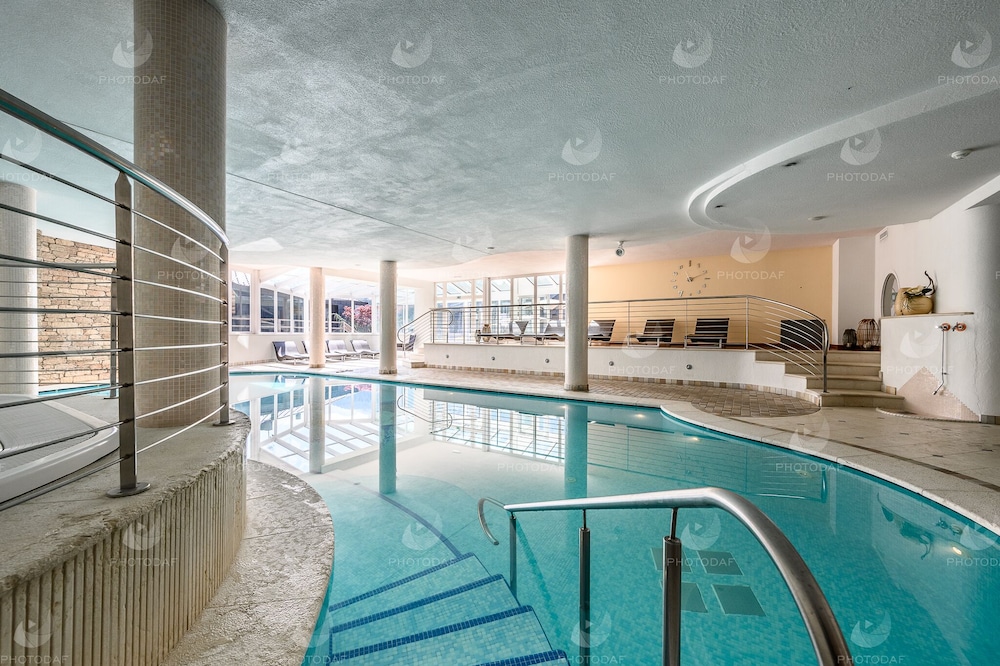 Hotel Palace Ravelli 49/83