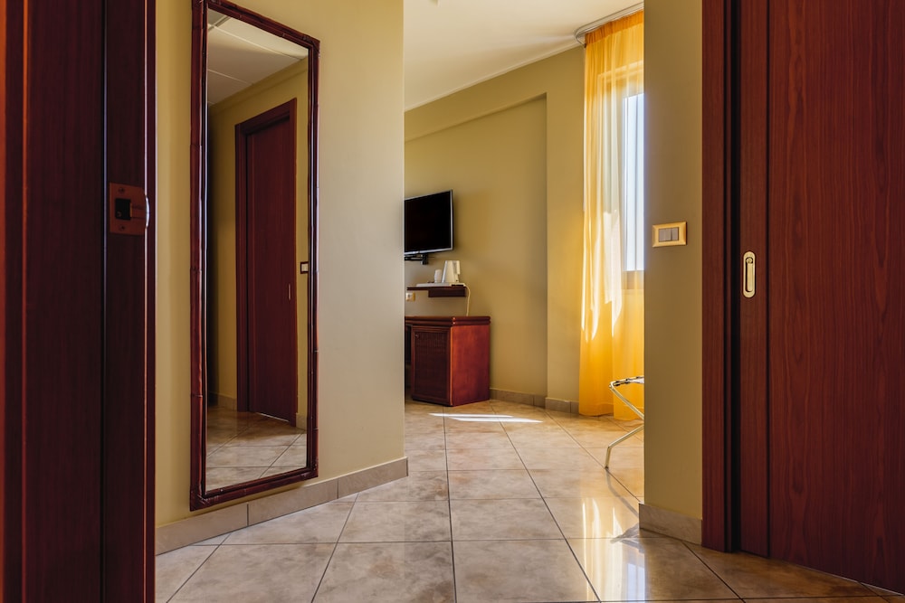 Ara Solis Hotel 20/78