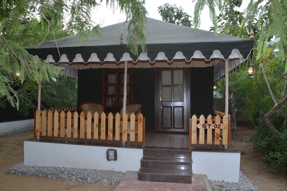 GULMOHAR SARISKA RESORT 2/45