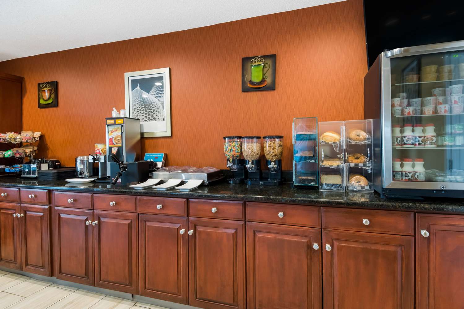 Surestay Plus Hotel By Best Western Jackson 14/25