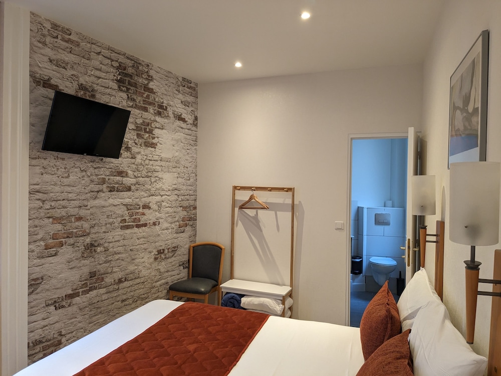 غرفة كومفورت بسرير مزدوج، Morand Hotel 5/10