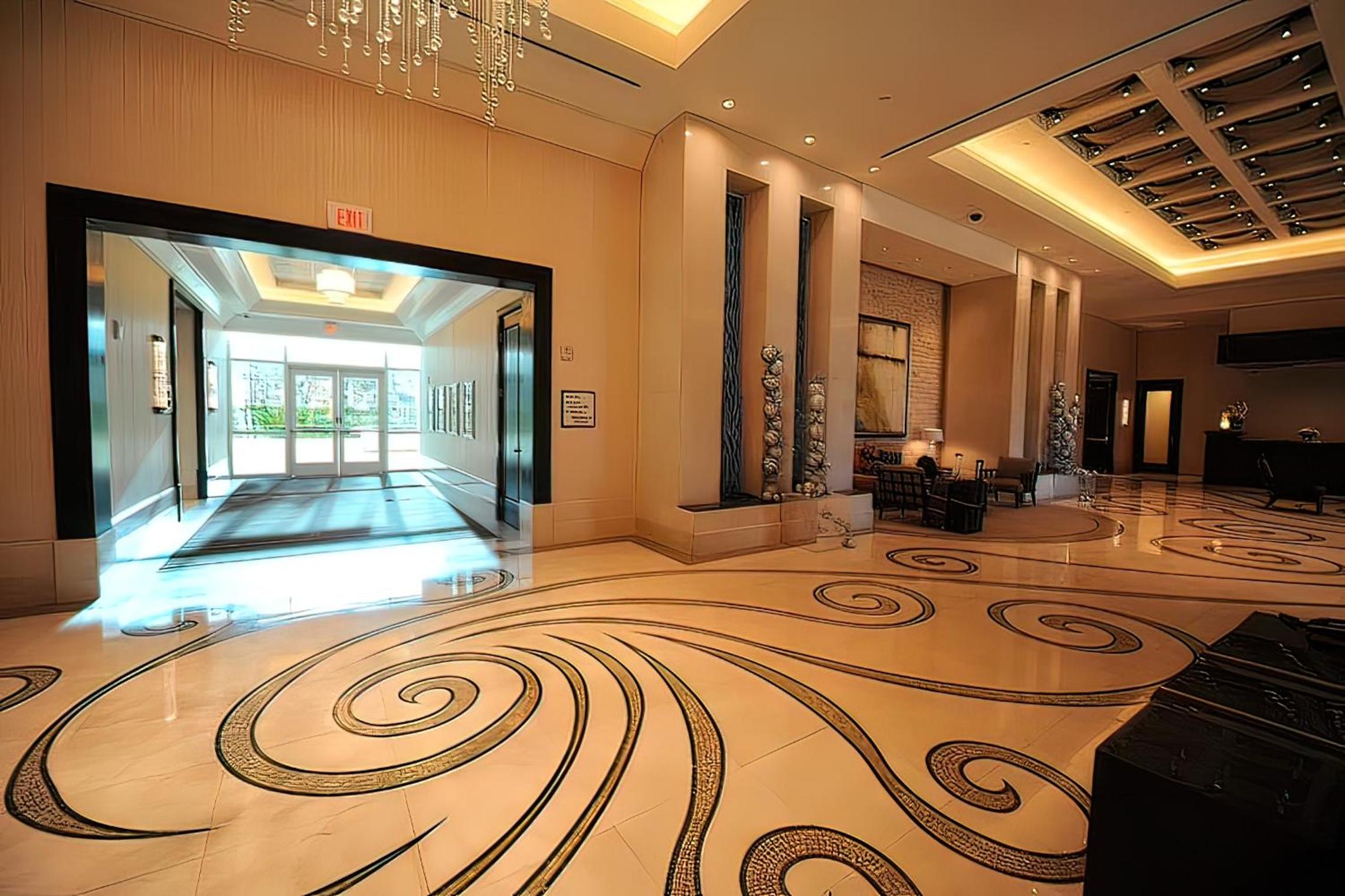 888 Signature Suites Collection At Signature Condo Hotel 5/48