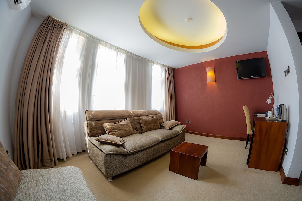 Imperial Heights Hotel Entebbe (ex. Lake Heights Hotel) 47/69
