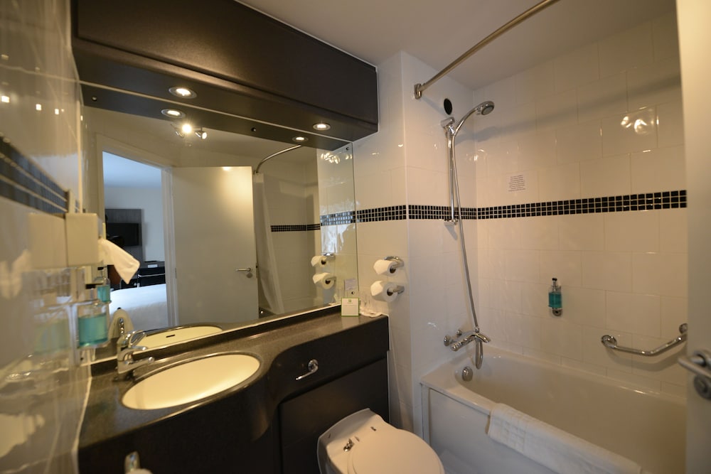 Holiday Inn Wolverhampton - Racecourse By IHG 48/49