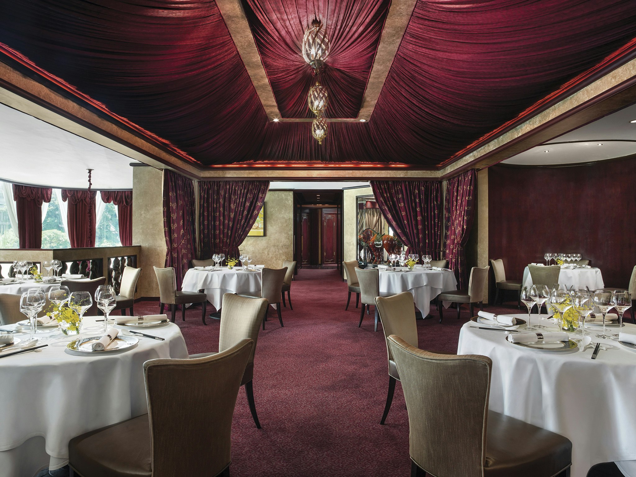 The Langham Hong Kong 58/75