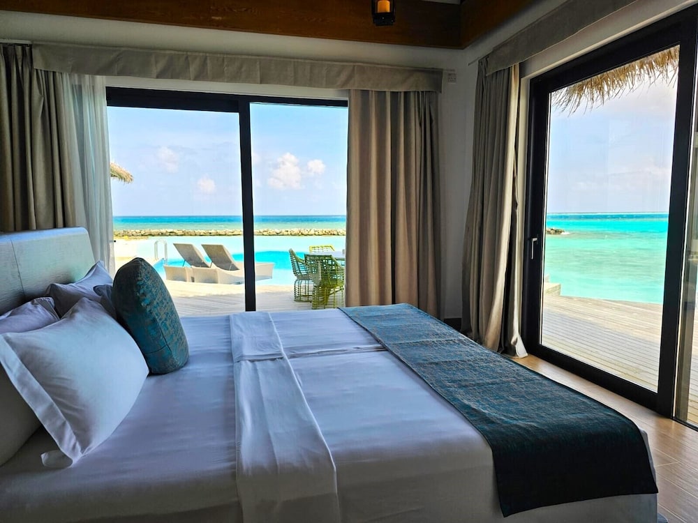 NOOE Maldives Kunaavashi 14/64