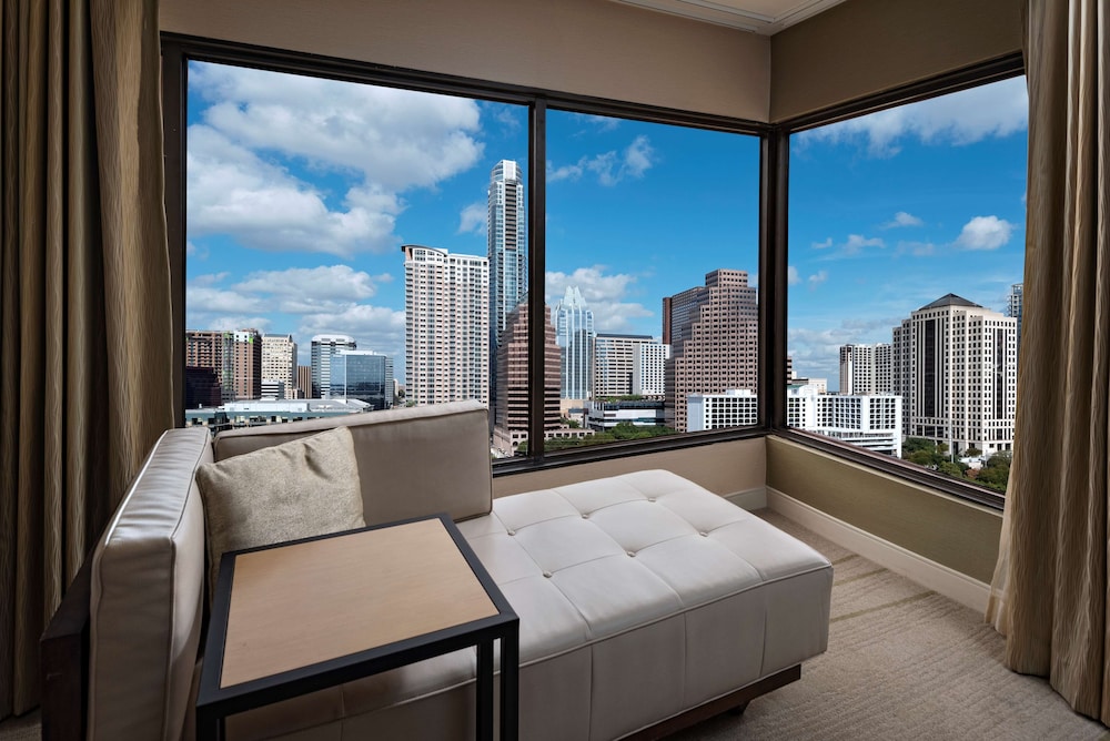 Hyatt Regency Austin 37/77