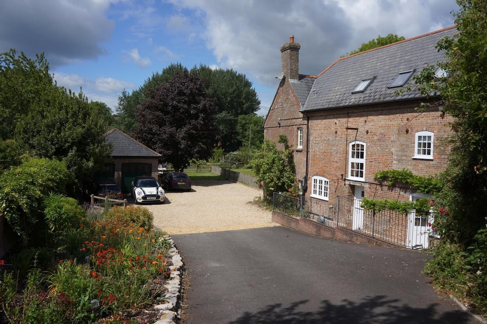 The Old Mill Bere Regis 34/50
