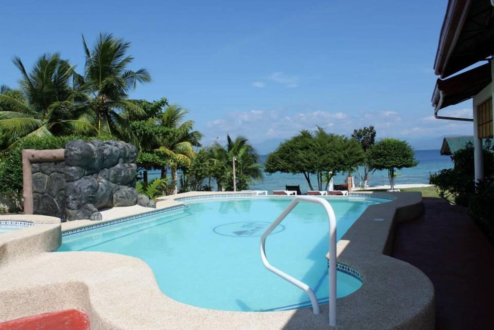 Bonita Oasis Beach Resort 6/60