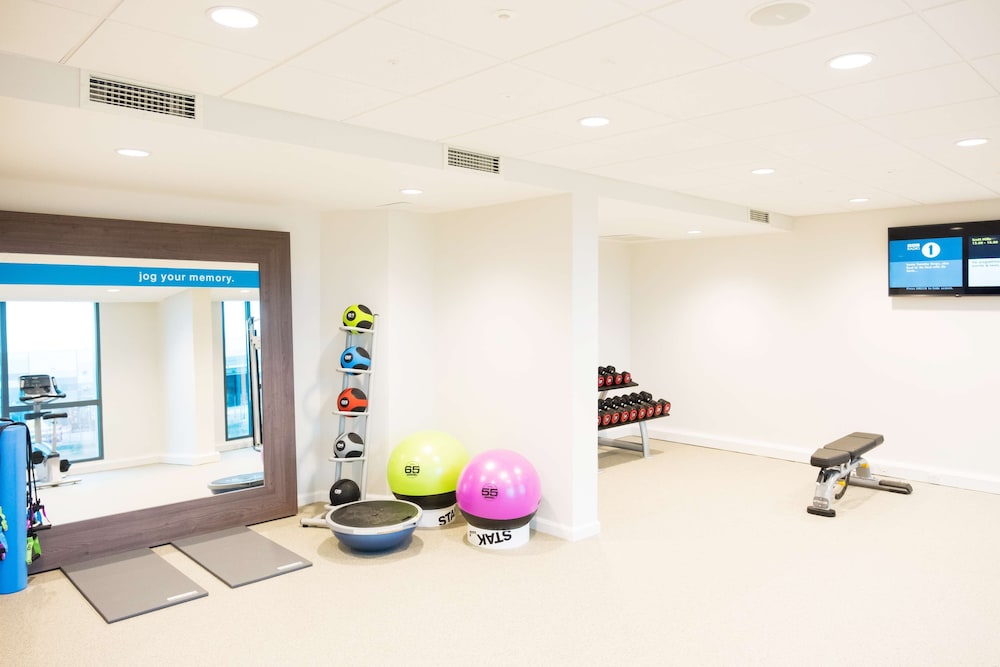 HAMPTON BY HILTON ABERDEEN AIRPORT 24/46