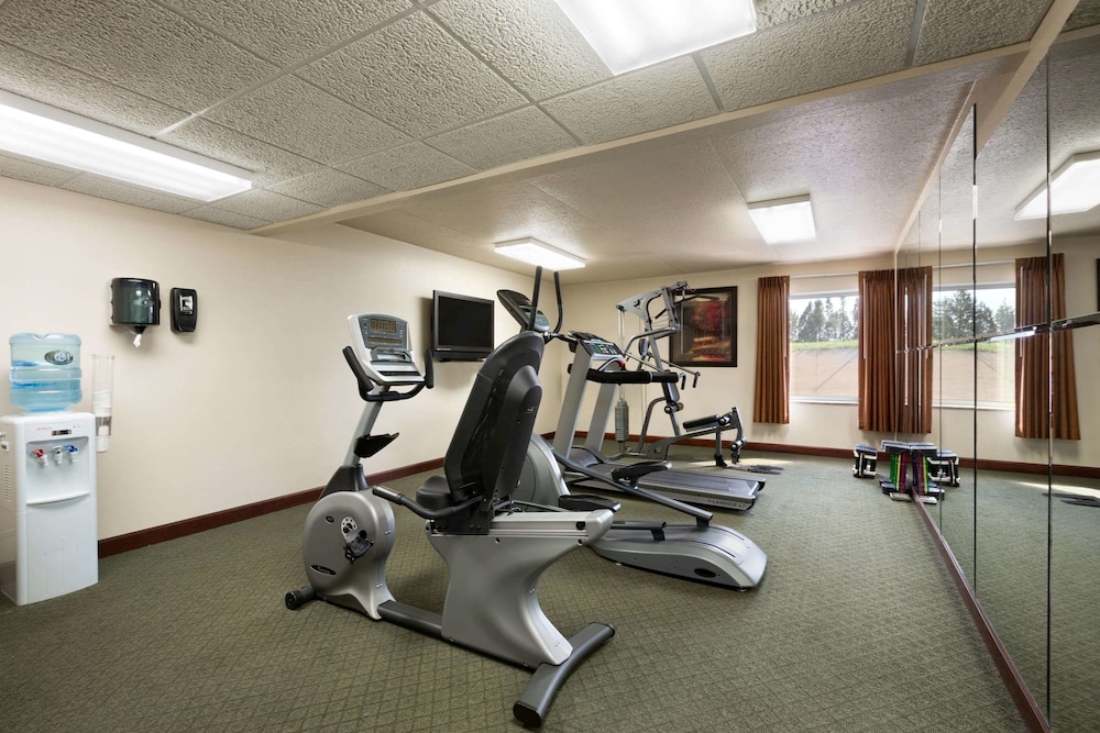 Baymont by Wyndham Mandan Bismarck Area 12/36