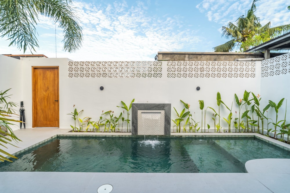 Jago Gili Air 17/50