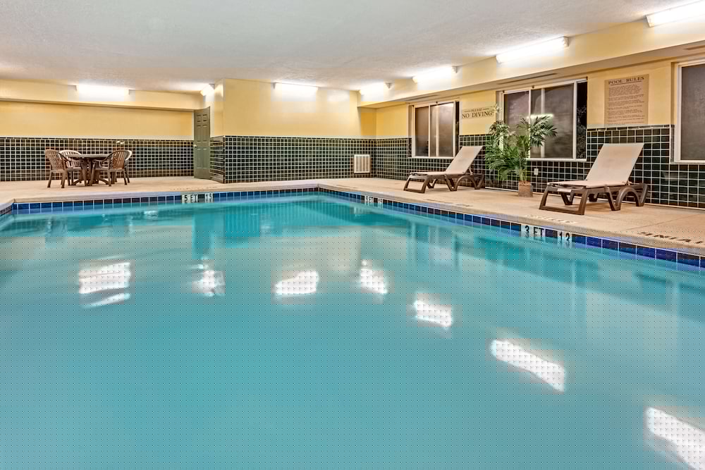 Country Inn and Suites By Radisson Augusta At I-20 GA 3/38