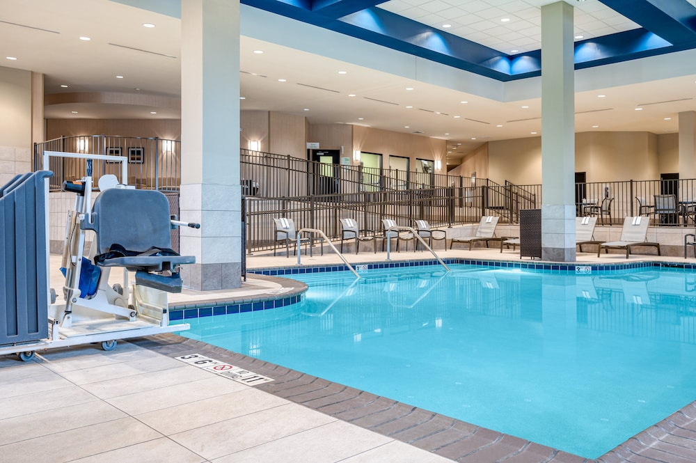 swimming pool spa