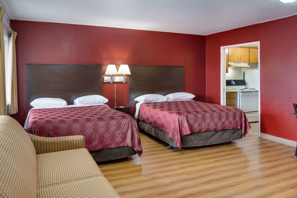 Bend Inn Suites Ex Econo Lodge 12/28