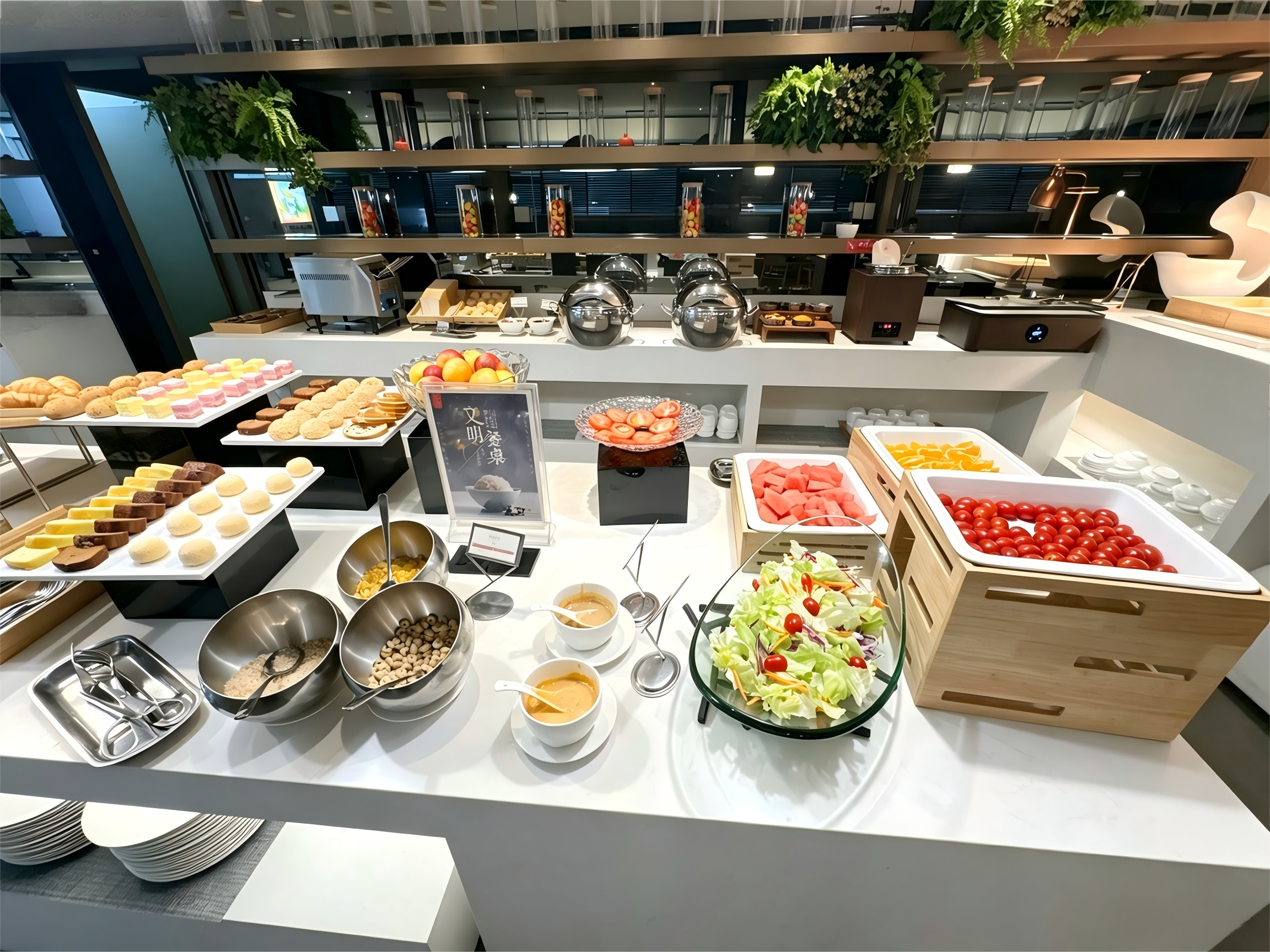 Paco Song Hotel (Guangzhou Financial City Chepo South Metro Station) 64/76