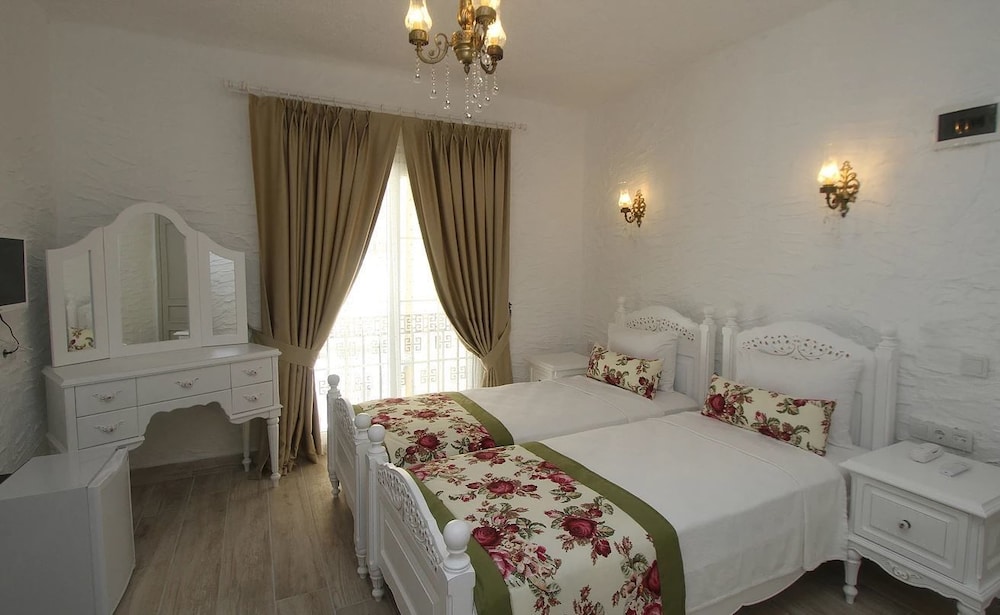 Alya Mou Butik Otel 10/27