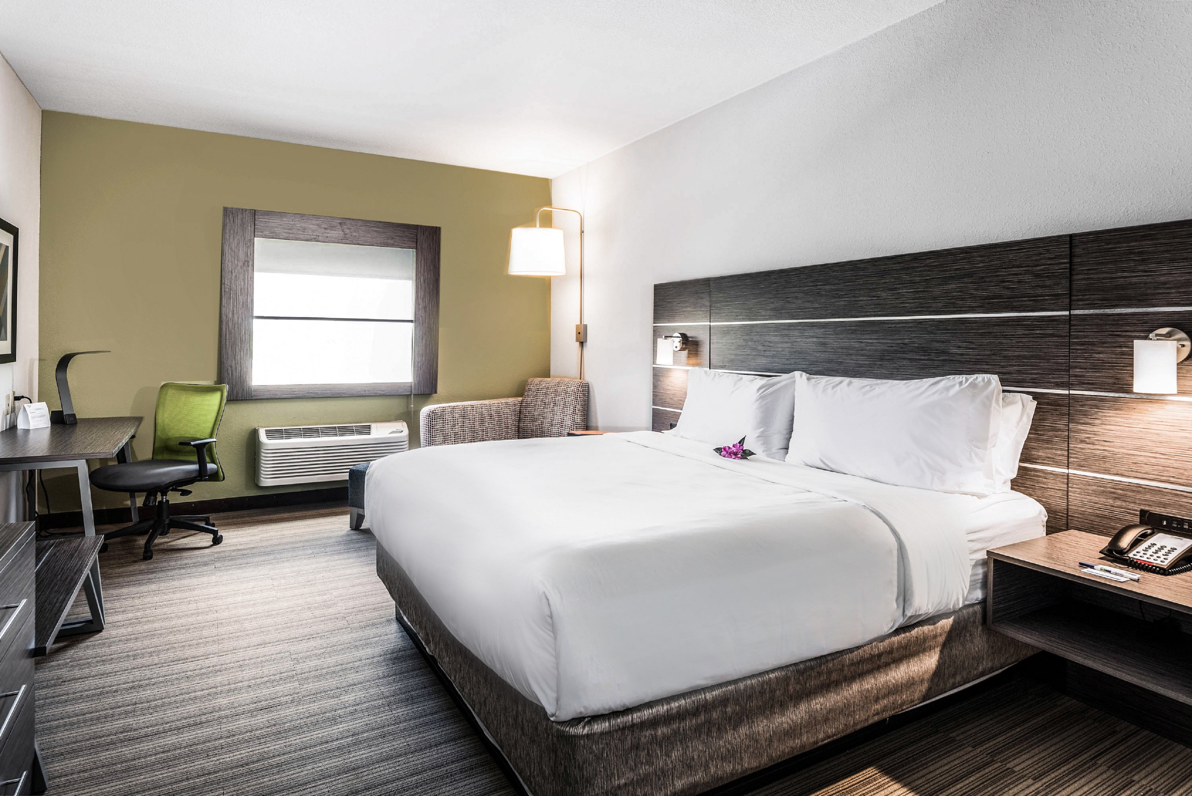 Holiday Inn Express Suites Boynton Beach West 25/71