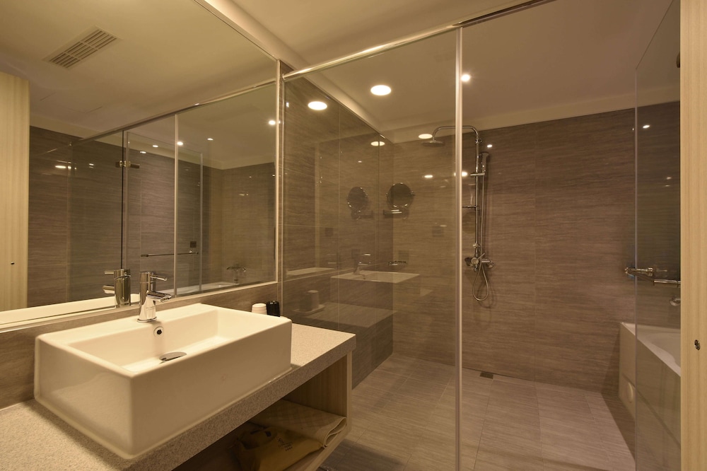 Green World Hotels Zhongxiao Taipei 46/50