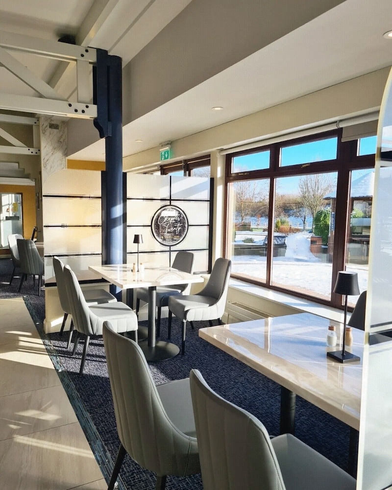 MILL PARK HOTEL 42/59