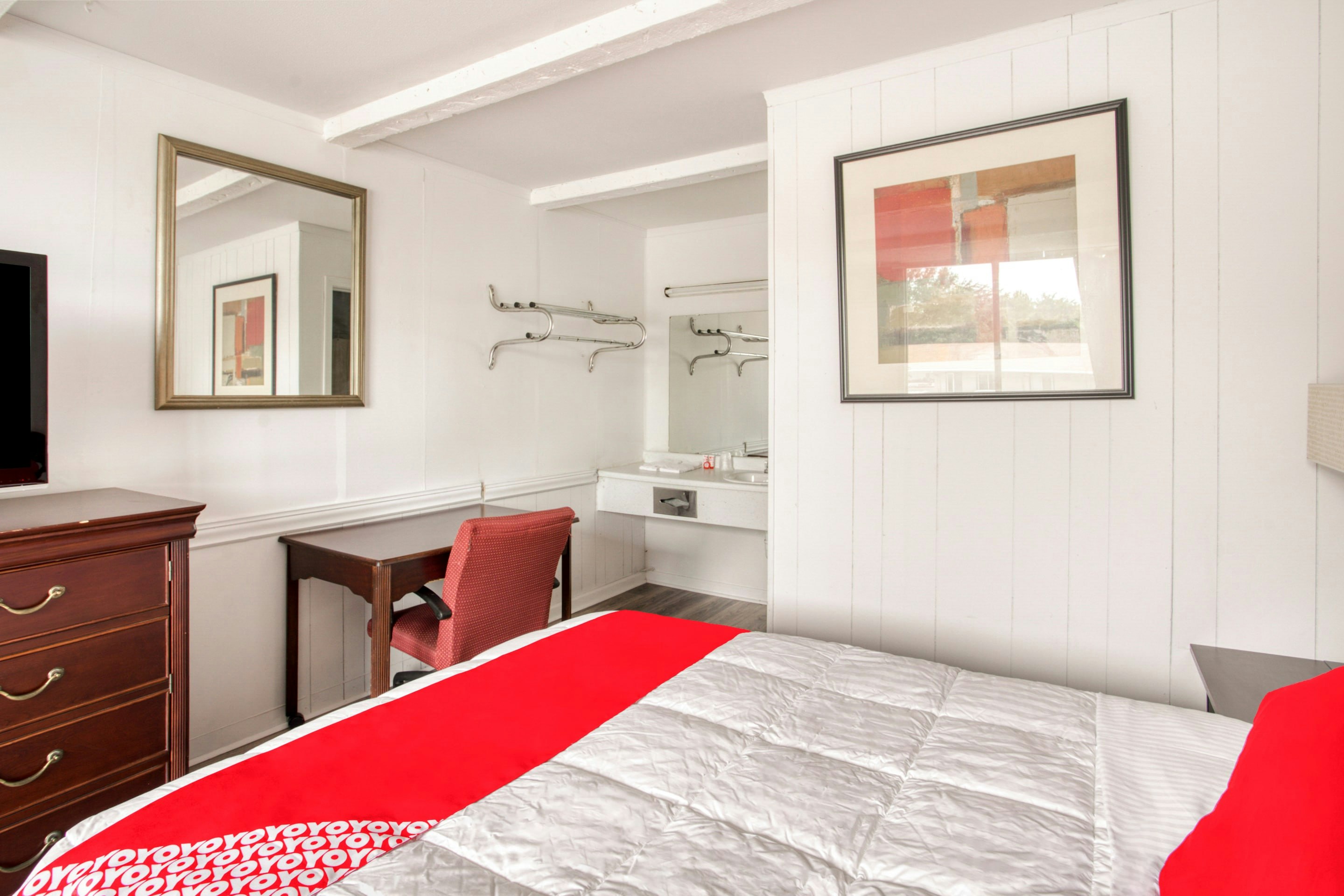 OYO Inn Kernersville 21/40
