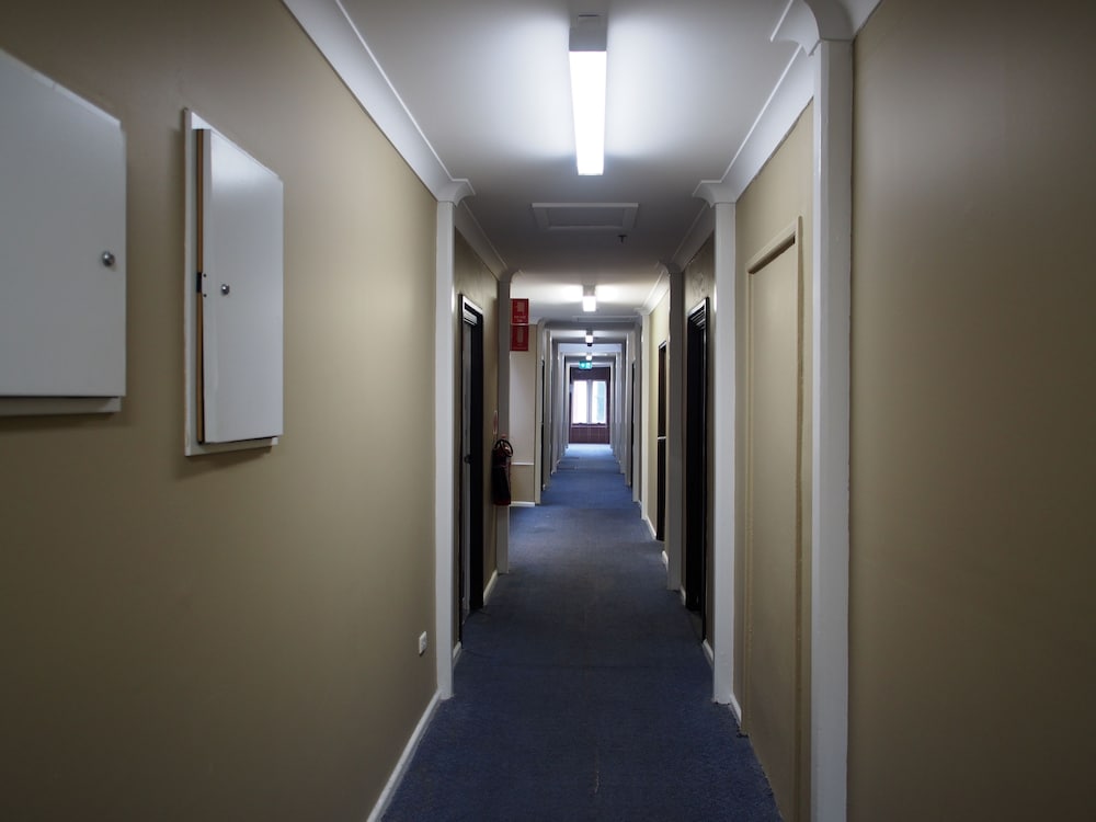 CENTRAL PRIVATE HOTEL 37/55