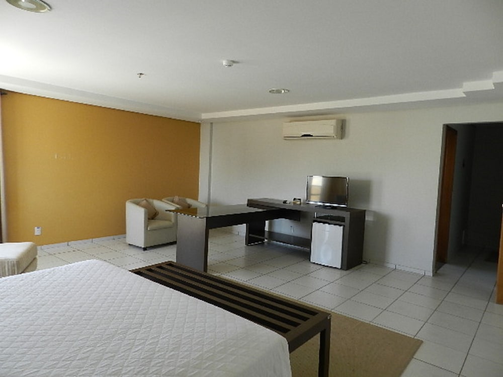 Hits Pantanal Hotel 17/60