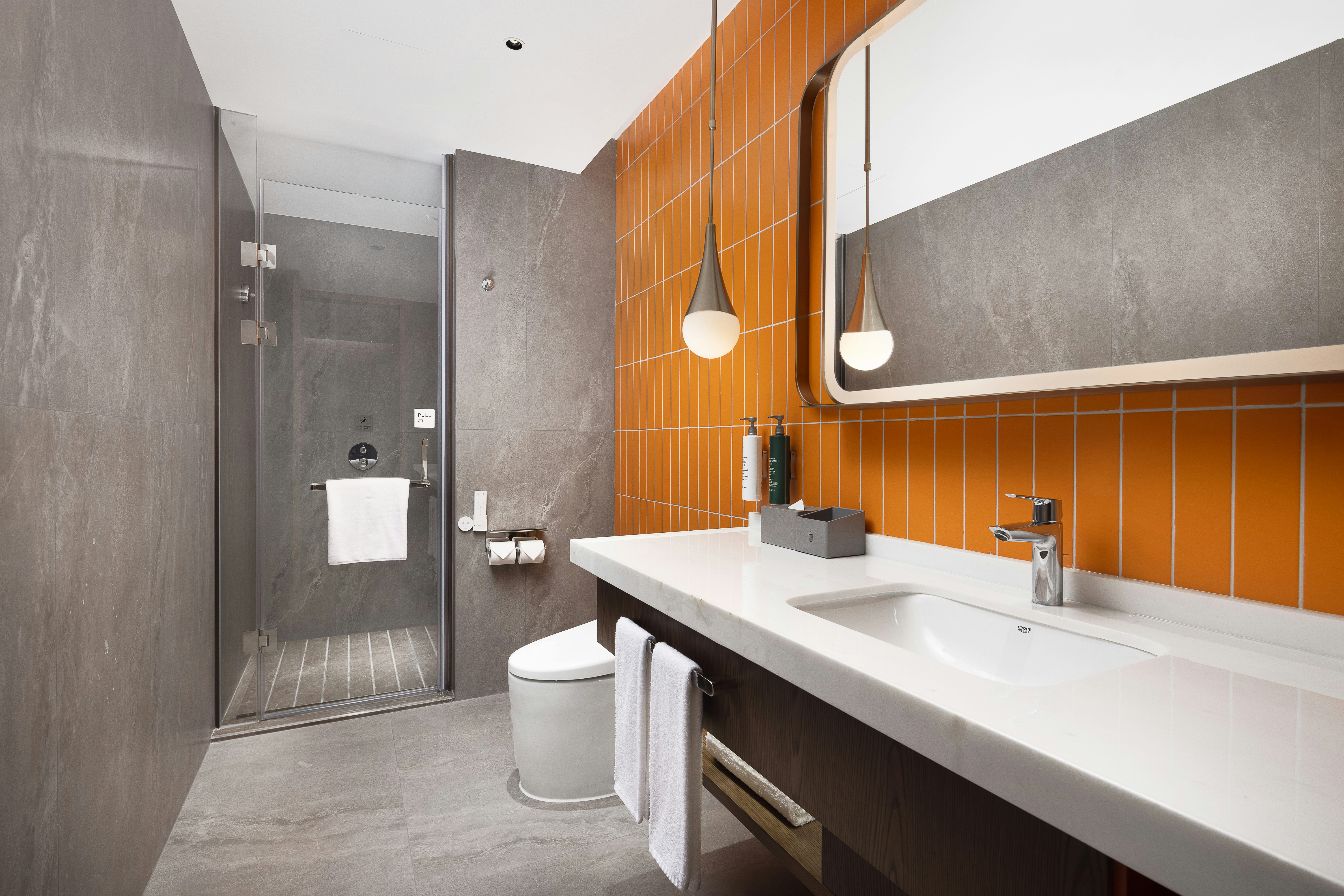Home2 Suites by Hilton Xingyi Jushan Plaza 58/60