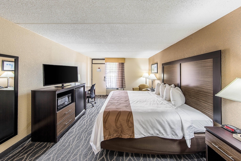 Quality Inn Forest City, NC 28/59