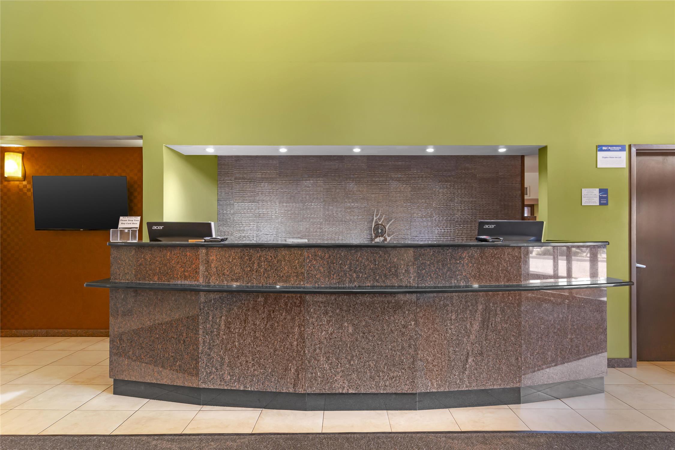 Best Western Plus Dryden Hotel And Conference Centre 4/31