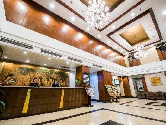 Todays International Hotel 10/24