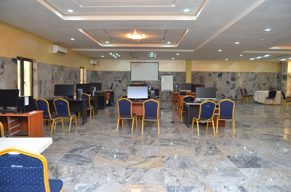 Residency Hotel Twin House 23/26