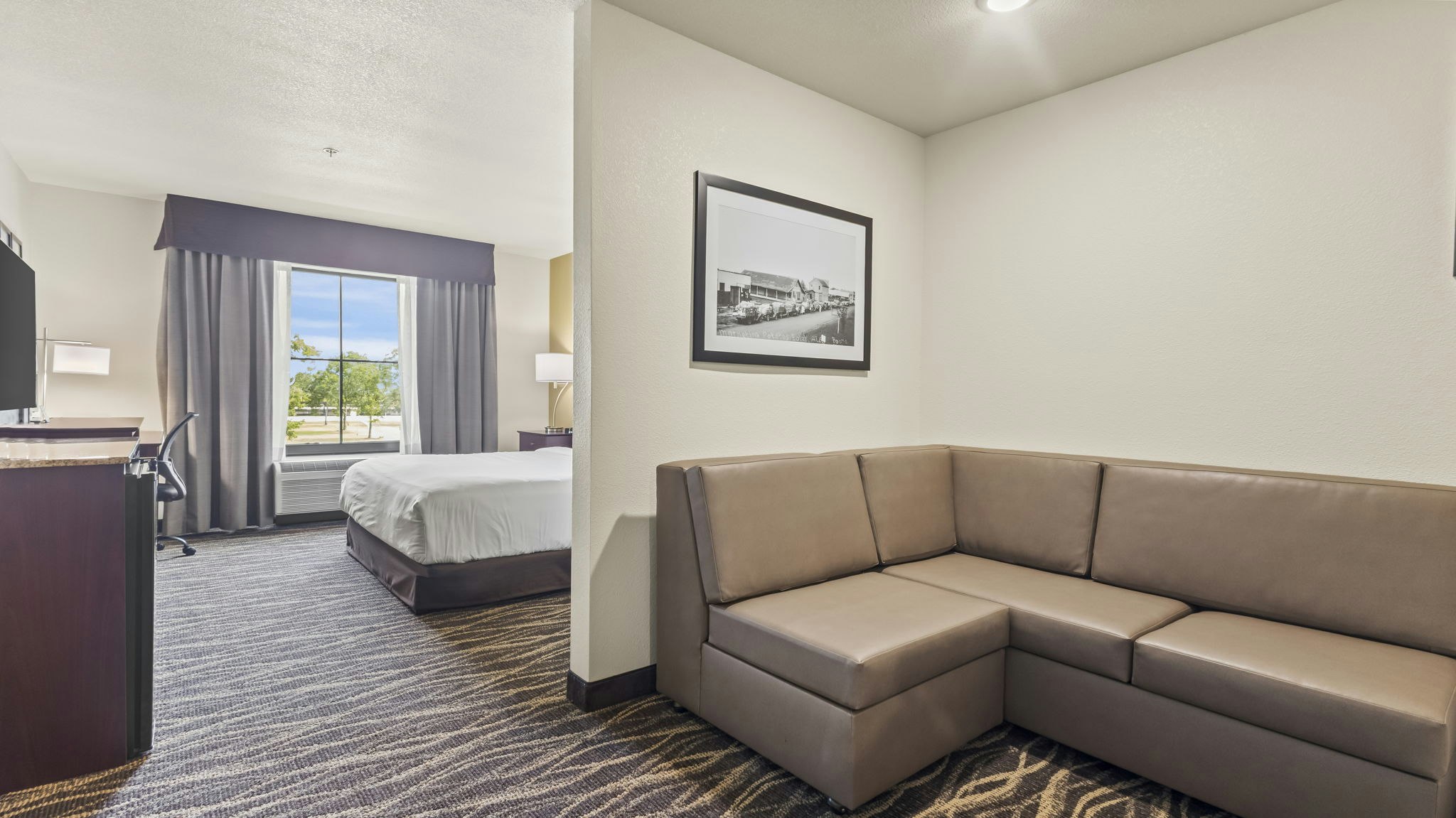 Cobblestone Hotel & Suites - Foley 30/50
