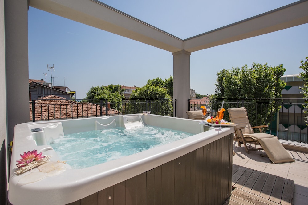 Rimini Suite Hotel 8/70