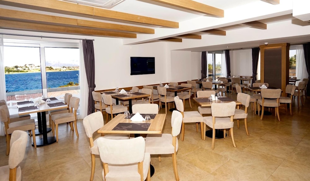La Quinta By Wyndham Cesme 40/58