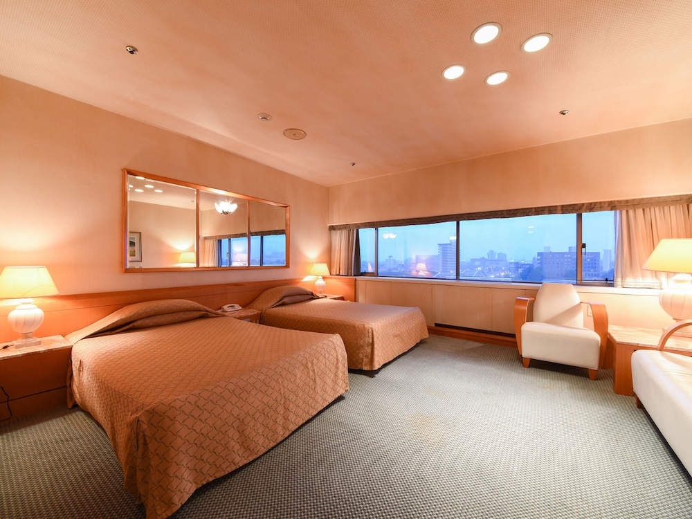 Gunma Royal Hotel 12/49