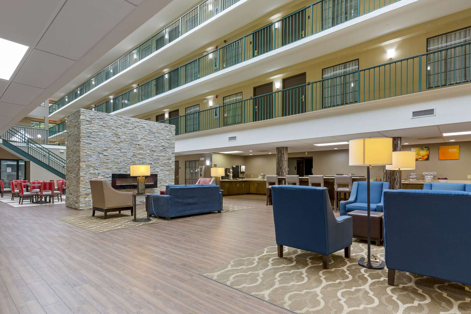 Comfort Suites Near Potomac Mills 23/50