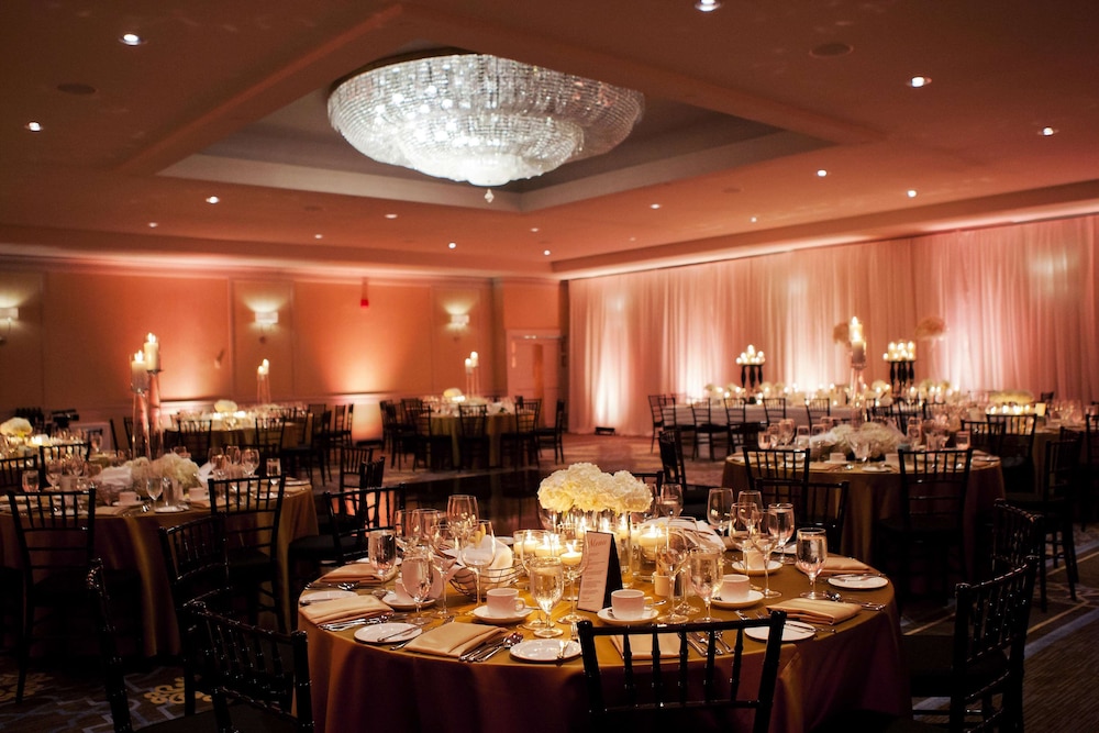 Fairmont Winnipeg 58/69