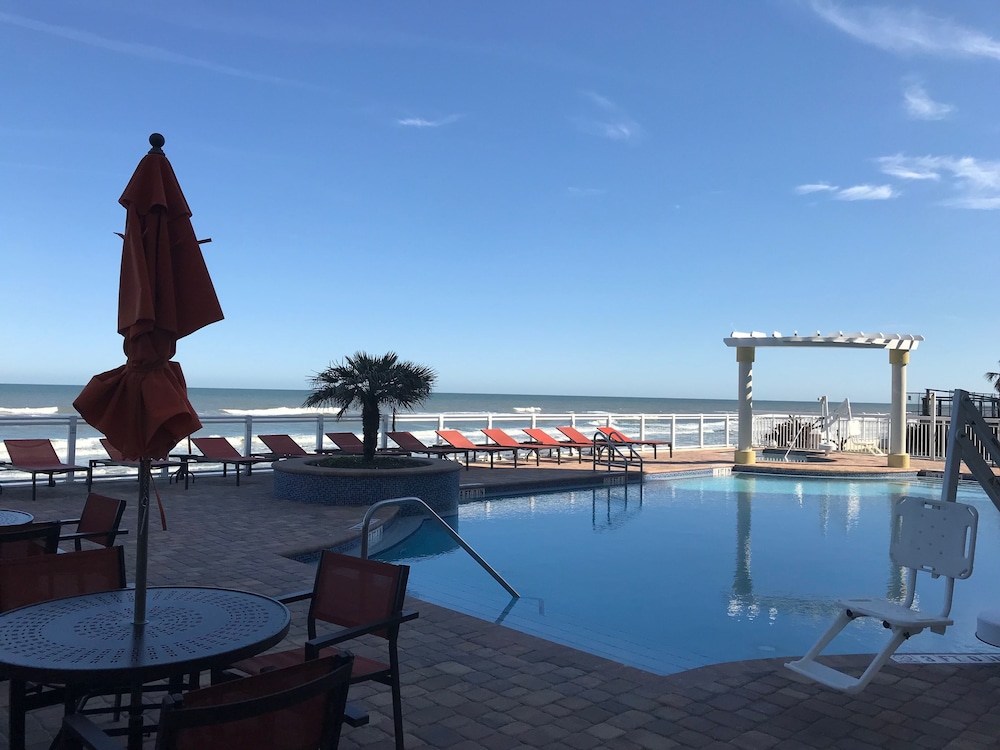 Hilton Garden Inn Daytona Beach Oceanfront 46/58